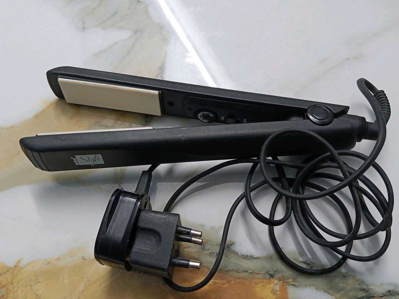 Style Hair Straightener - Black