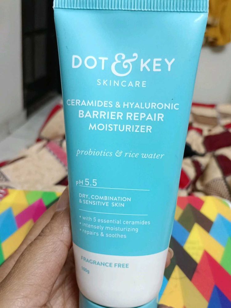 Dot &amp; Key Moisturizer