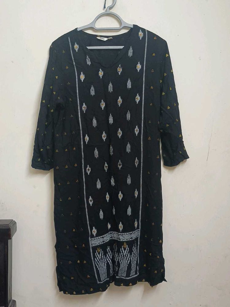 Black Printed Kurta By Max Xxl