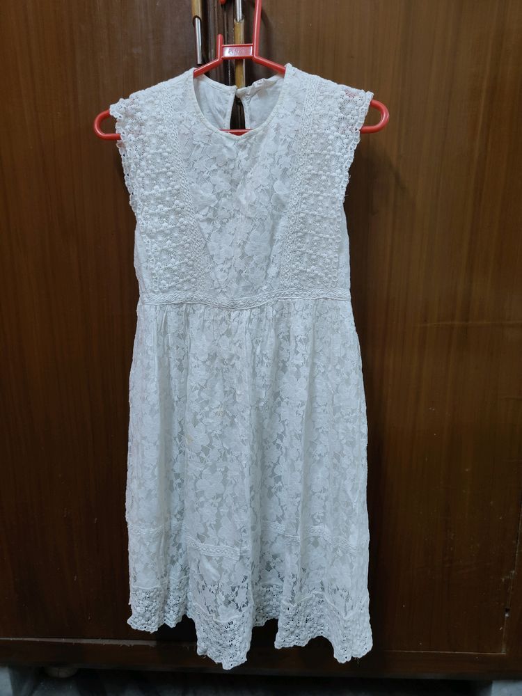 Beautiful White Dress Fits-S