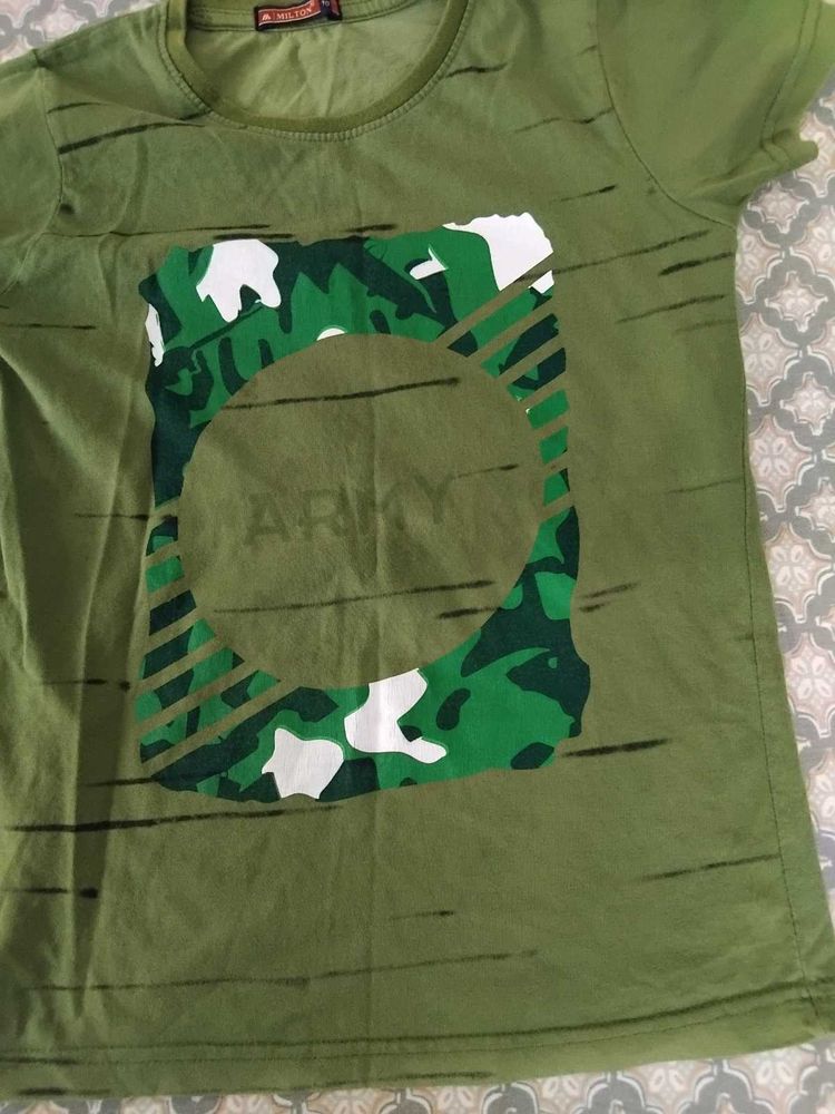 T Shirt