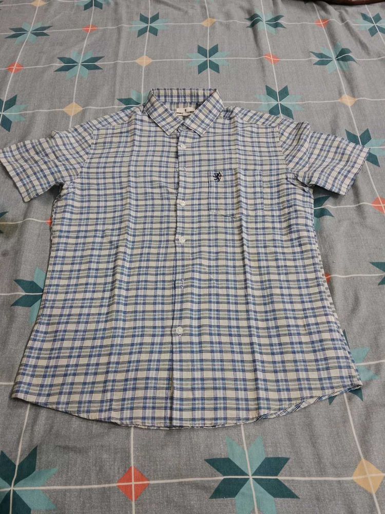 Man&#39;s shirt Half Sleeve