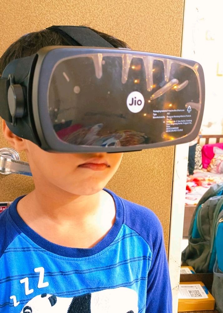 sale..JIO DIVE VR..WITH MANUAL,TAP CONTROLLER..