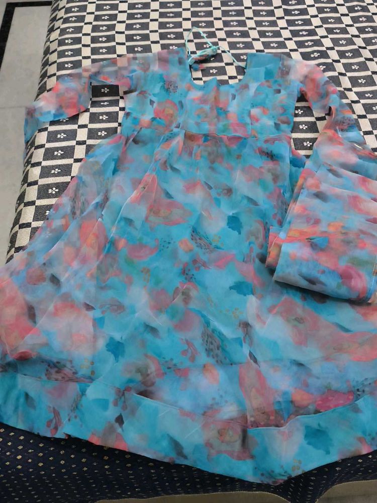 Anaarkali Kurta Set With Paint And Freebies