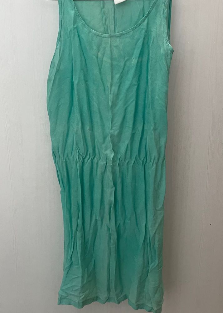 Stylish Green Sleeveless Casual Dress