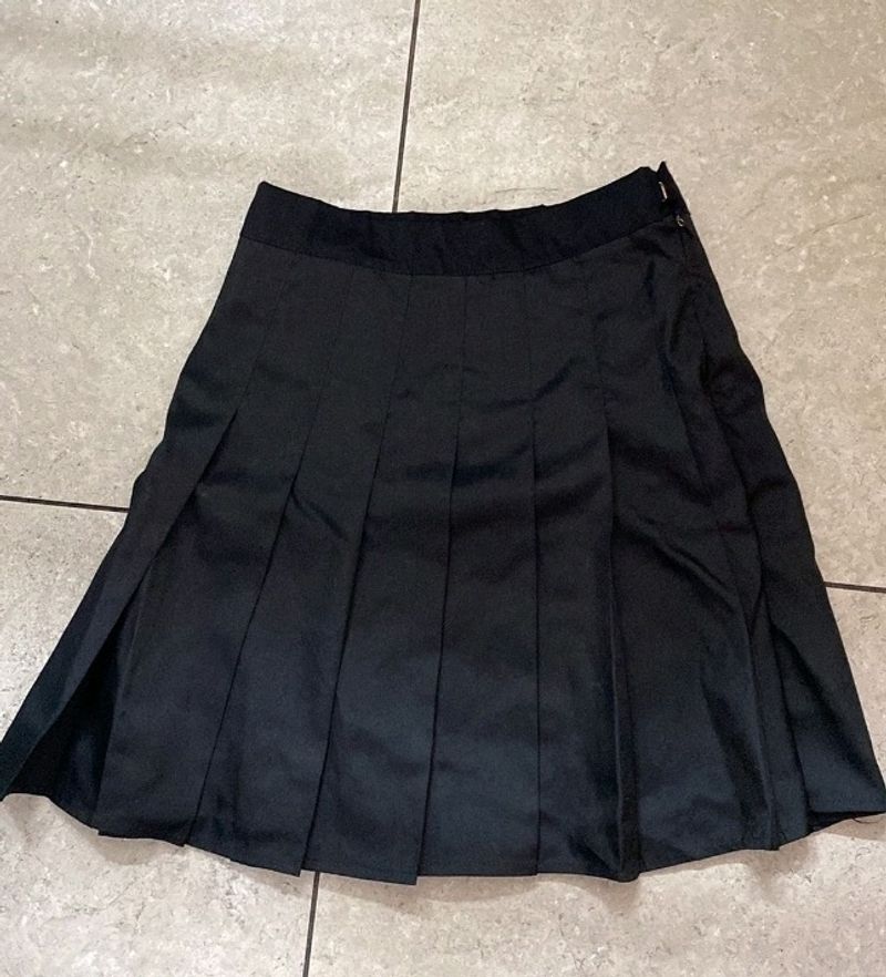 KOREAN BLACK PLATED SKIRT 🖤🐈‍⬛