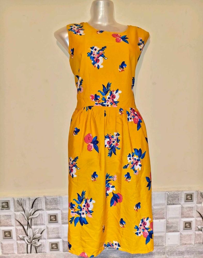 🎁Buy 2 Get 1 Free 🎁Size M/L Floral Yellow Dress