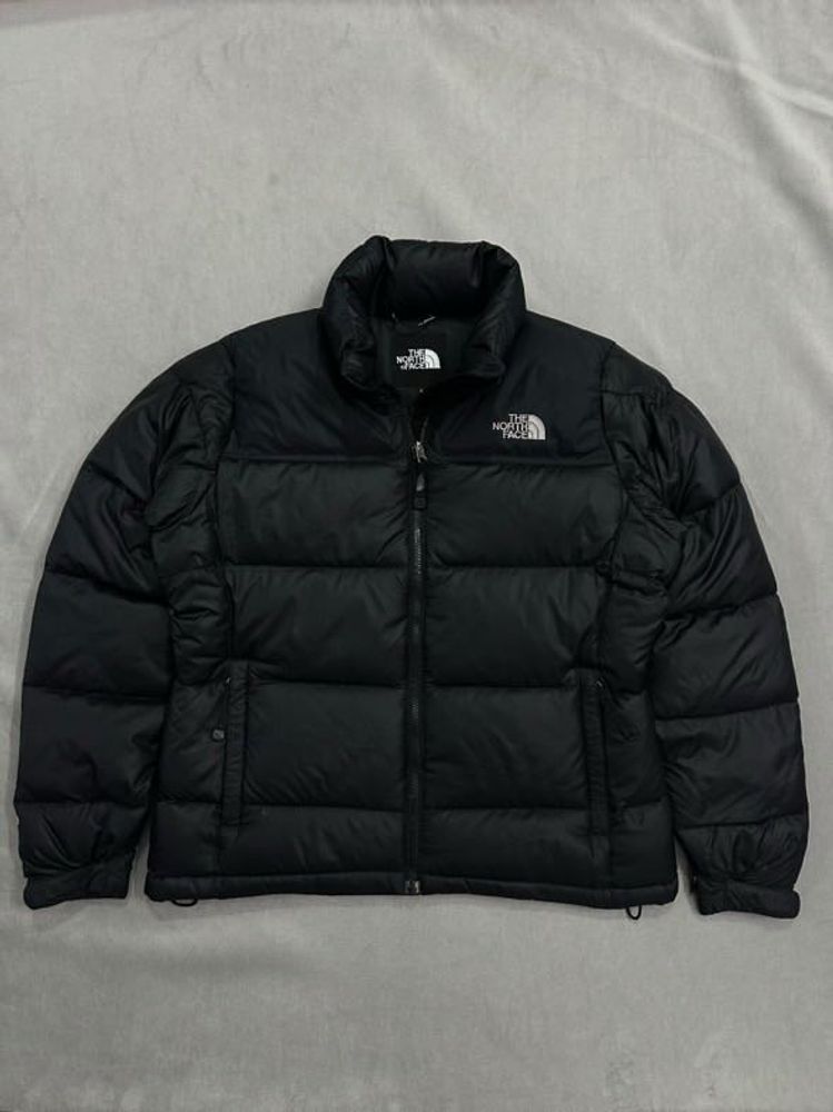 North Face Nuptse 700