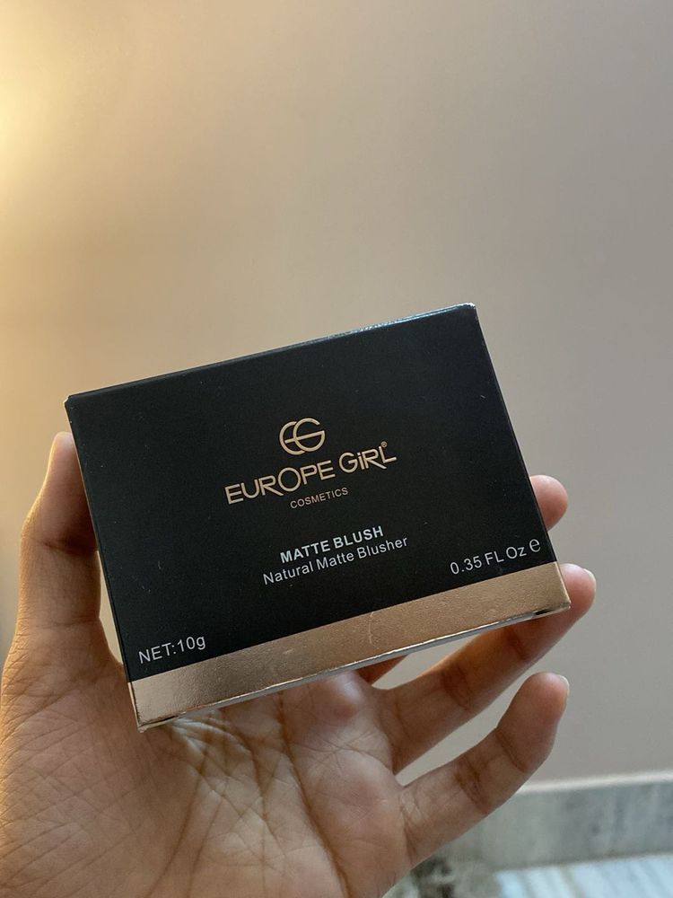 Europe Girl Matte Blush