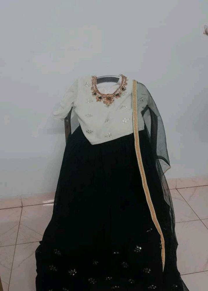 Stitched Lengha Choli
