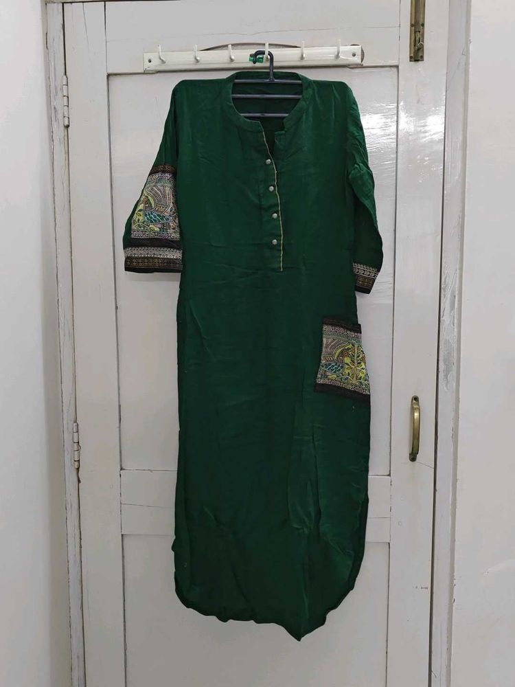 Green Embroidered Kurta