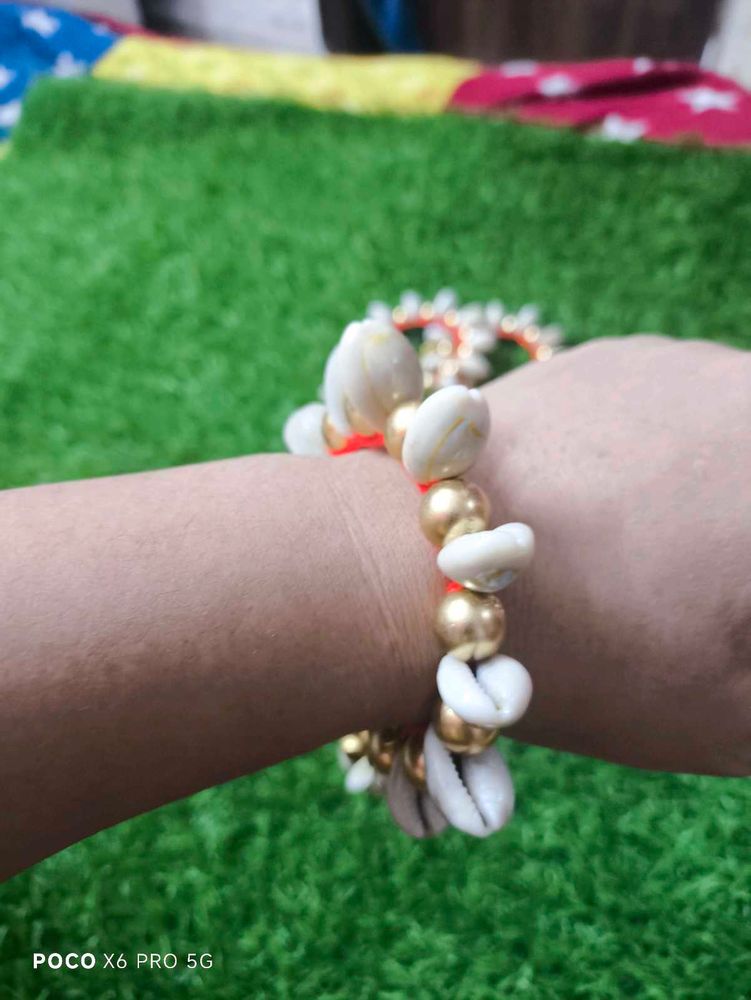 ✨ ट्रेडिशनल शंख और मोती वाली डिजाइनर राखी फॉर वुमन