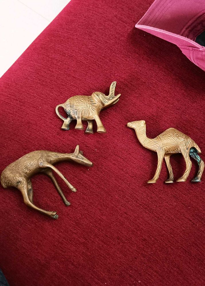 Brass Animals For Showpiece And Home Decor.