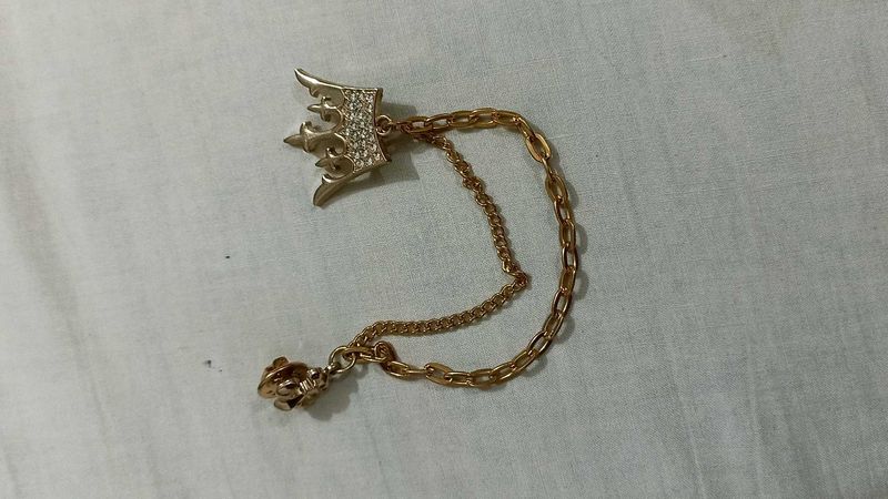 Crown Chain Broach