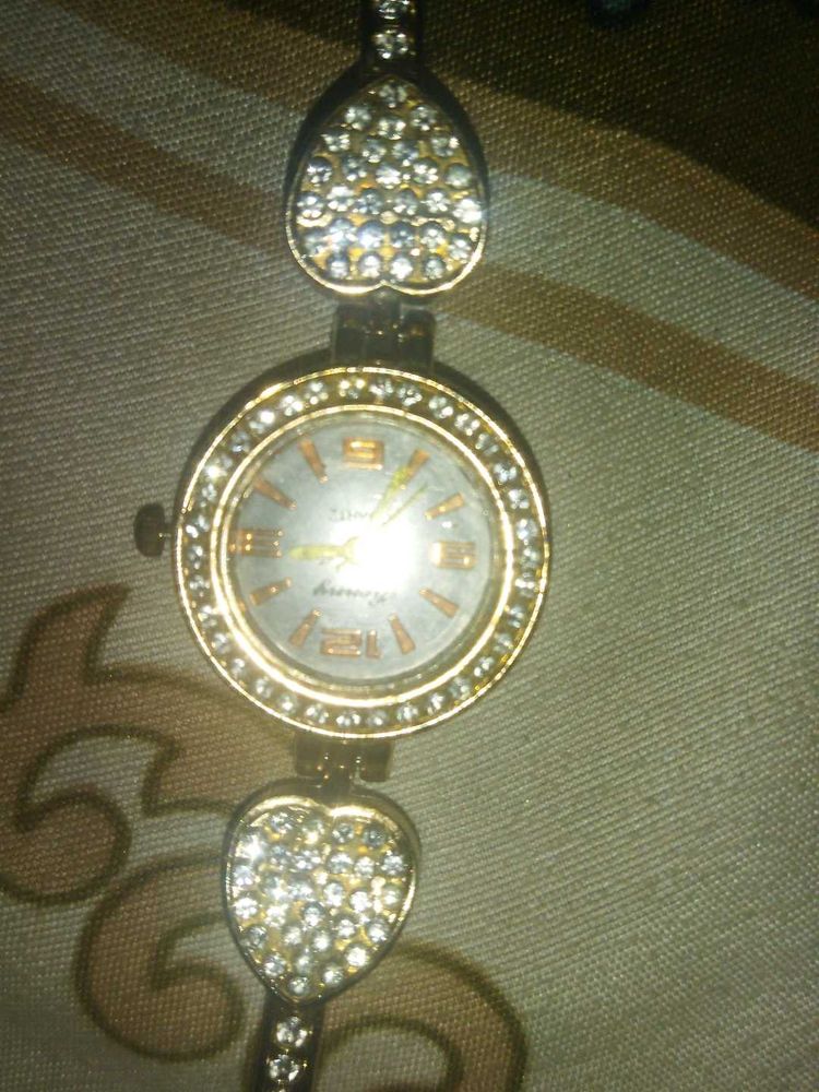 Heart Accent Watch