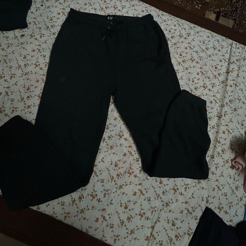 GAP Black Sweatpants