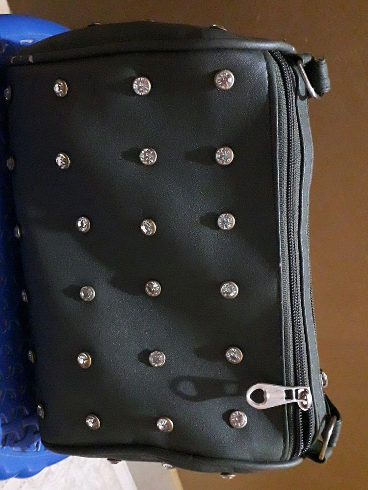 Sling Bag