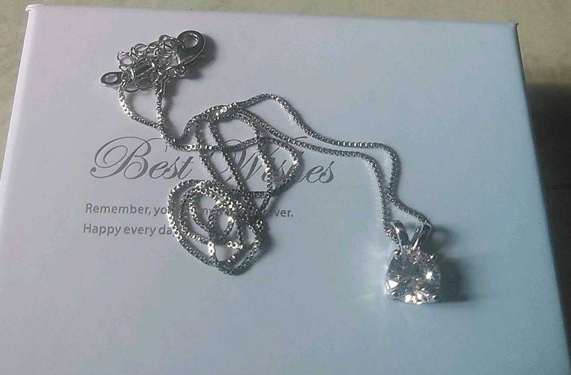 Elegant Silver Necklace with Cubic Zirconia