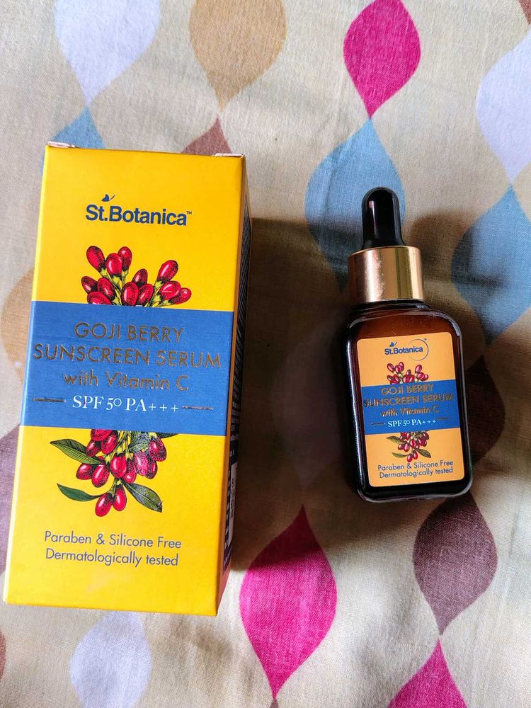 St.Botanica Goji Berry Sunscreen Serum