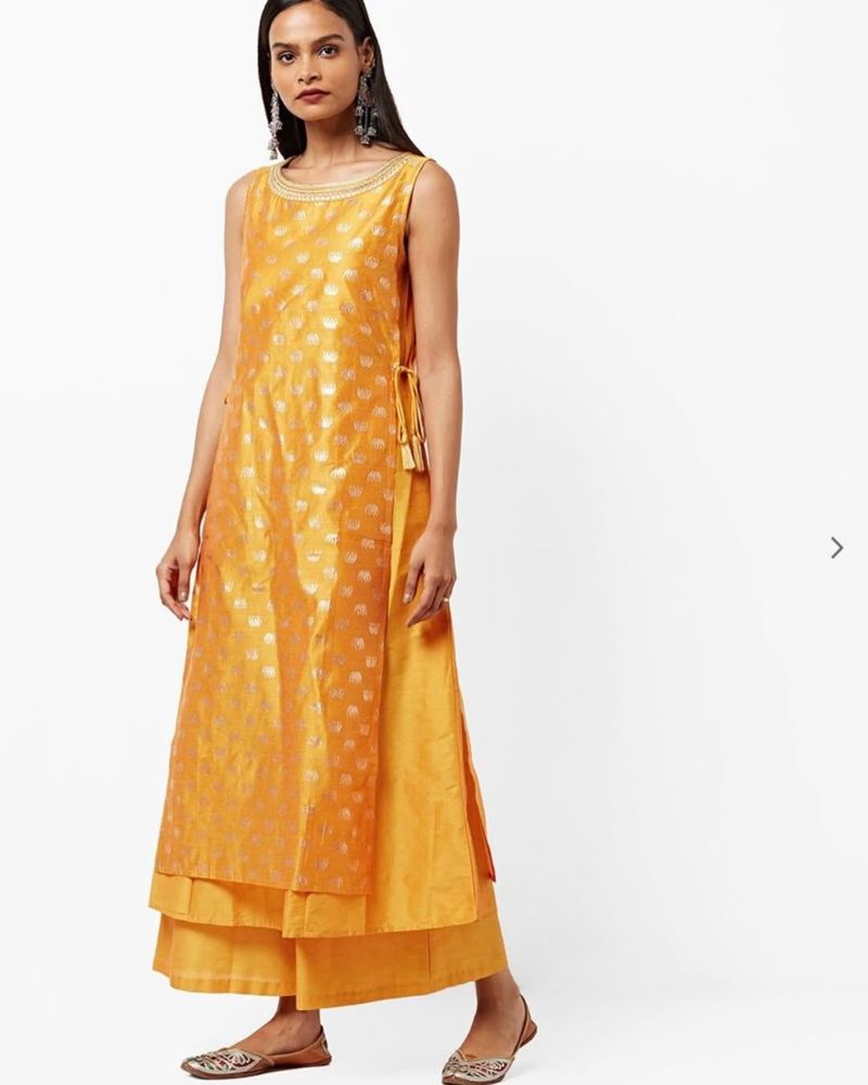 AVAASA Set - Woven Flared Mustard Kurta wit