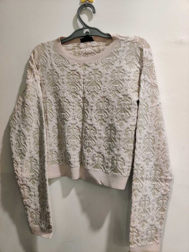 Embroidered Cropped Sweater