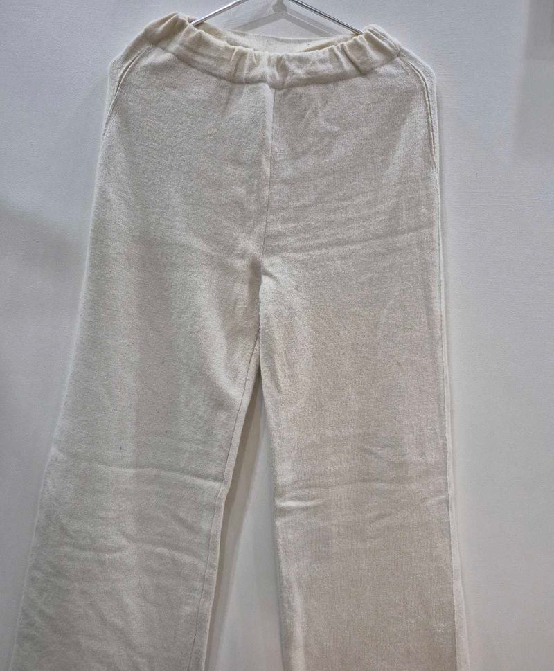 Stylish highwaisted woolen pants