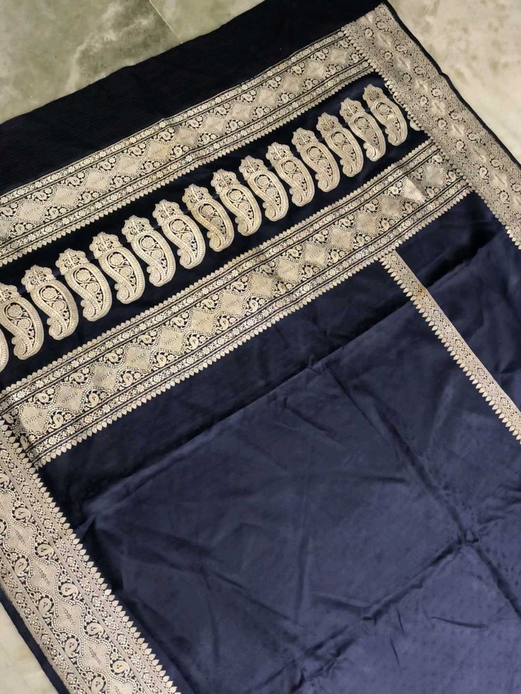 Elegant Navy Blue Banarasi Silk Saree