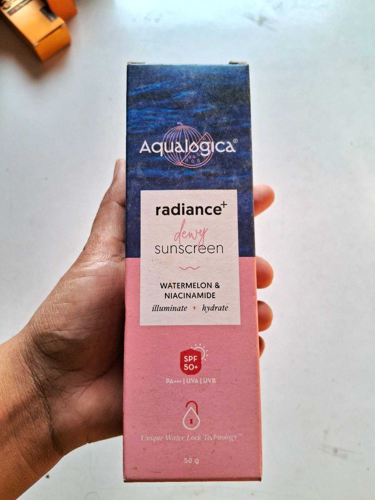 Aqualogica Radiance+ Dewy Sunscreen