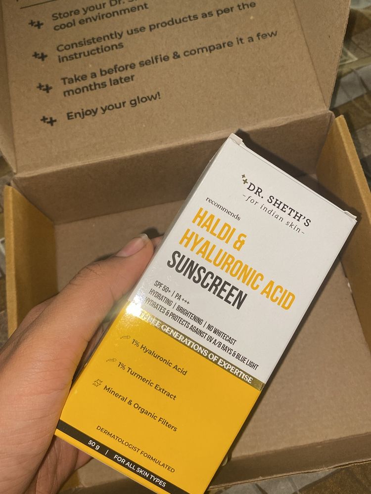 Haldi And Hyaluronic Sunscreen