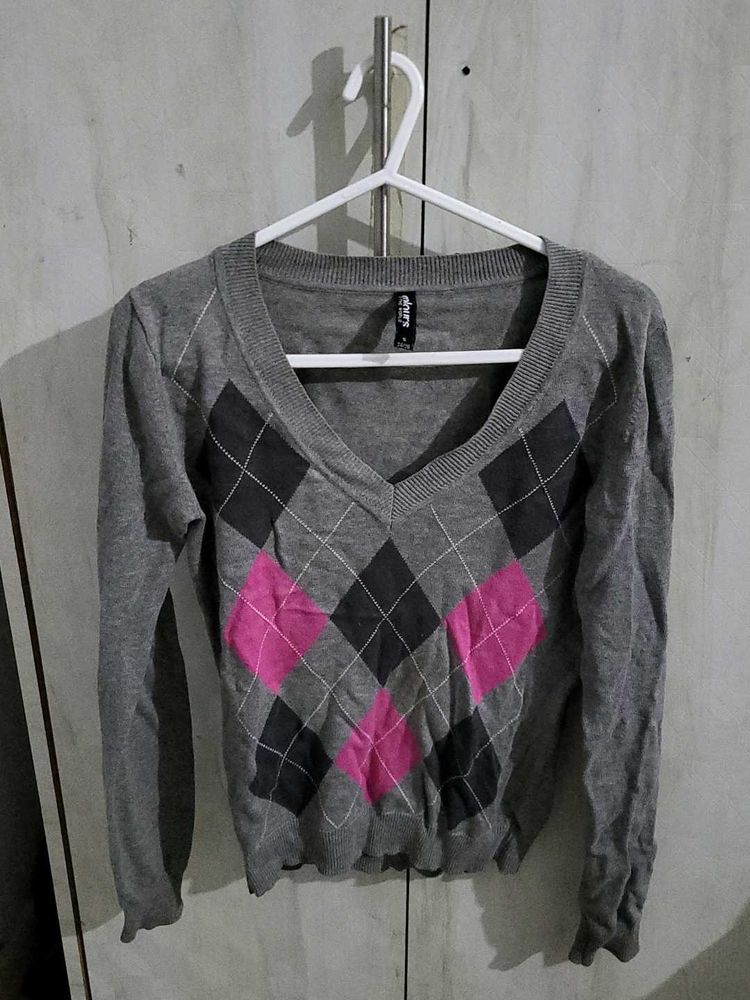 V Neck Grey Sweatshirt