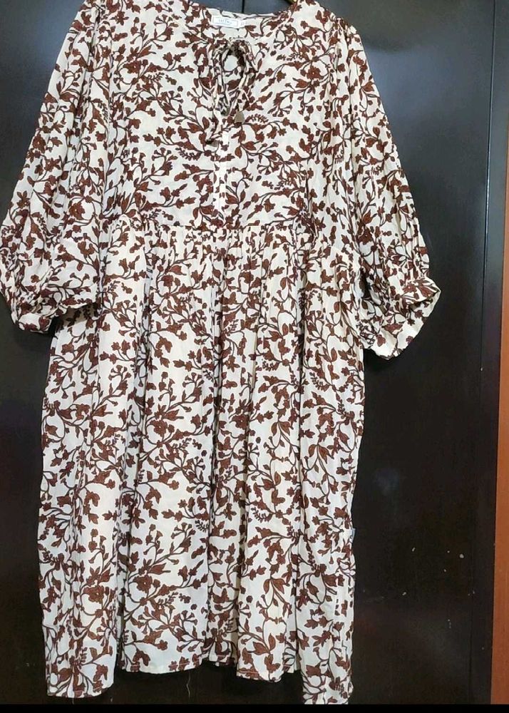 Brown🟤 Printed Dress For Girl Or Women 46 Bust