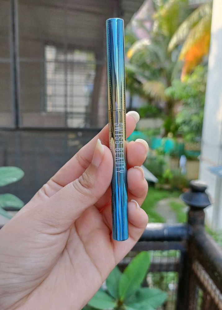 Swiss beauty holographic eyeliner