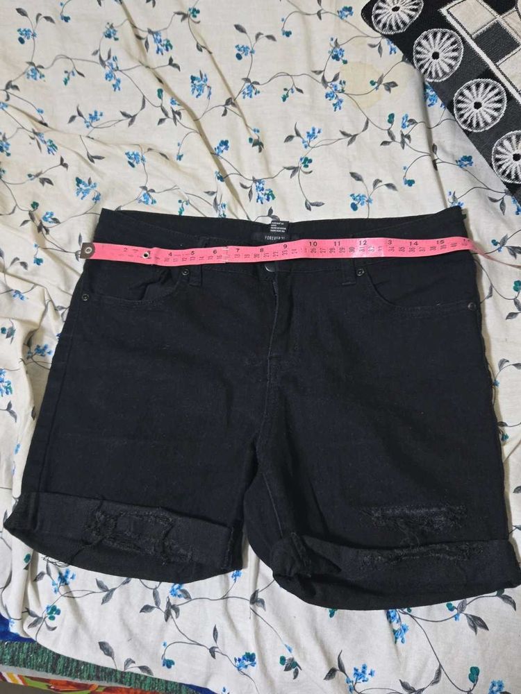 Shorts - Black