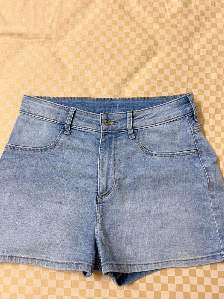 H&amp;M Denim Shorts-