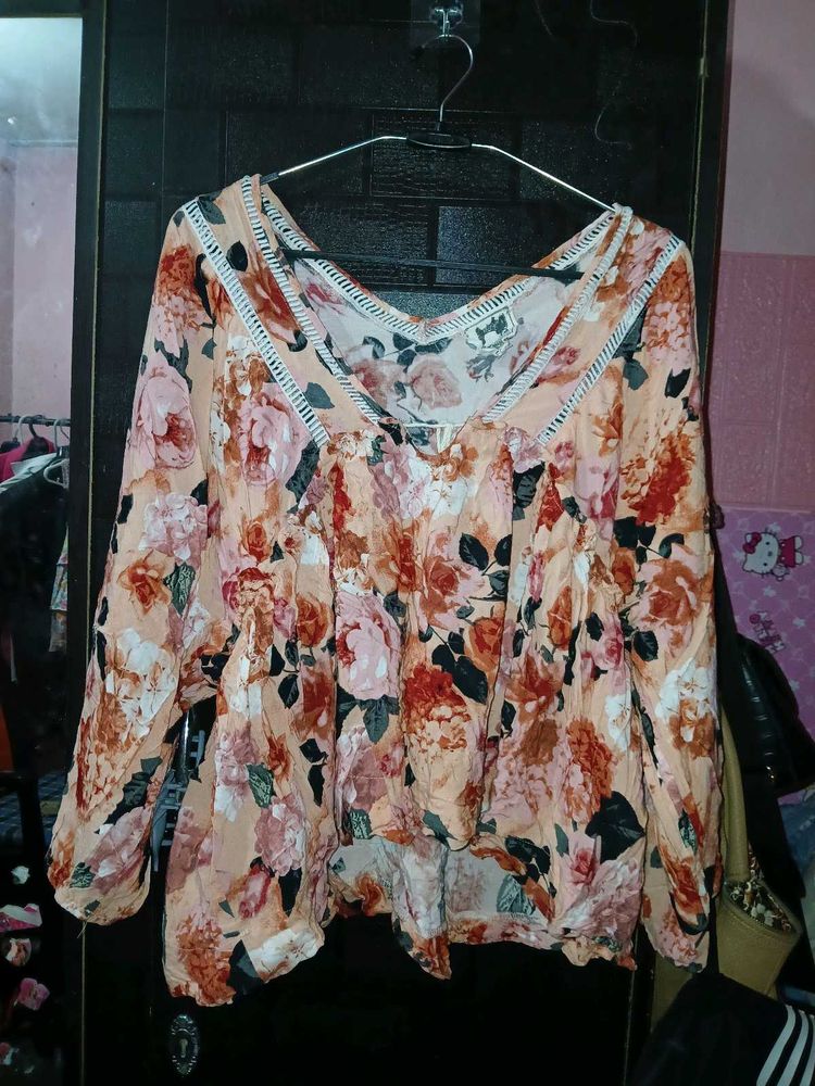 Floral Print Long Sleeve Top