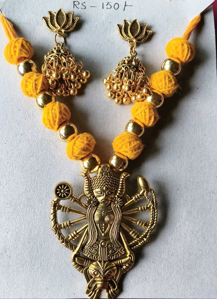Necklace &amp; Earring Set