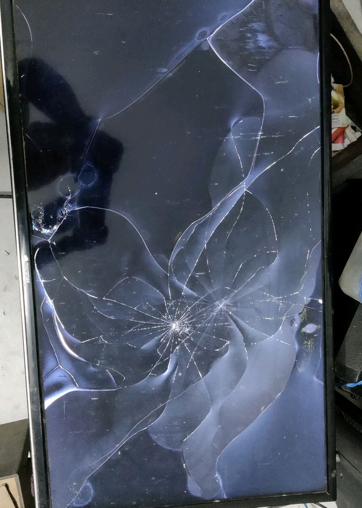 Micromax LED TV model number 32T8352HD