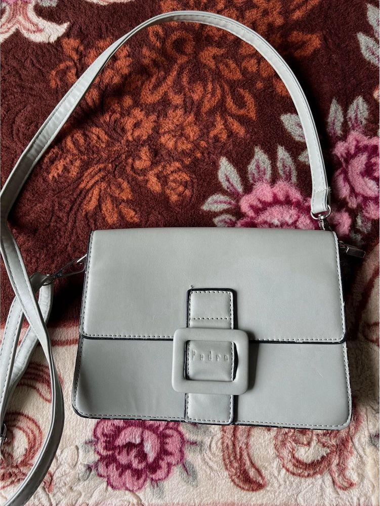 Pedro Sling Bag
