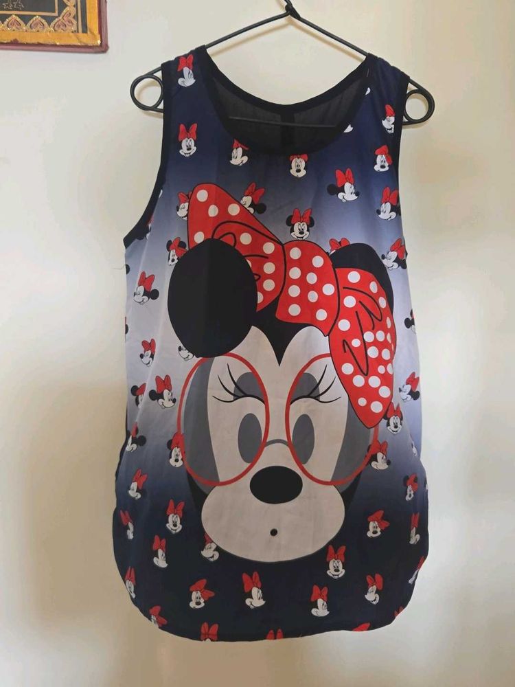 Cute Top 😍 S SIZE Or M
