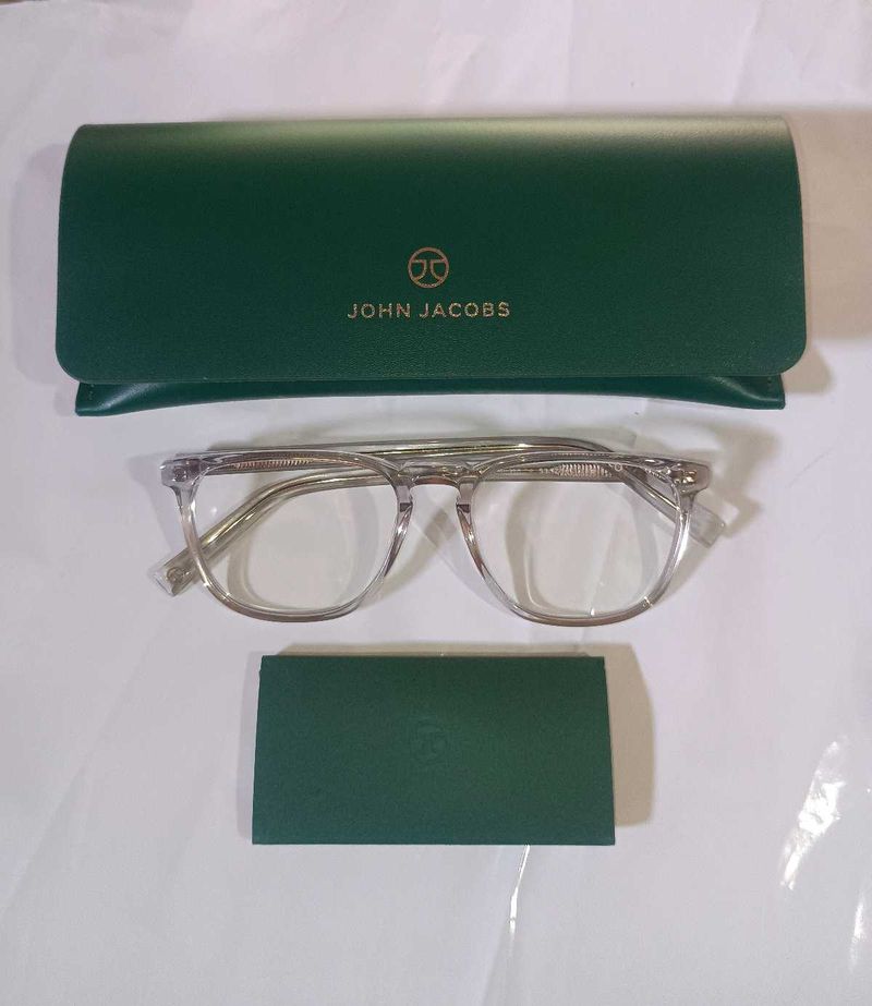Stylish Clear Frame Glasses