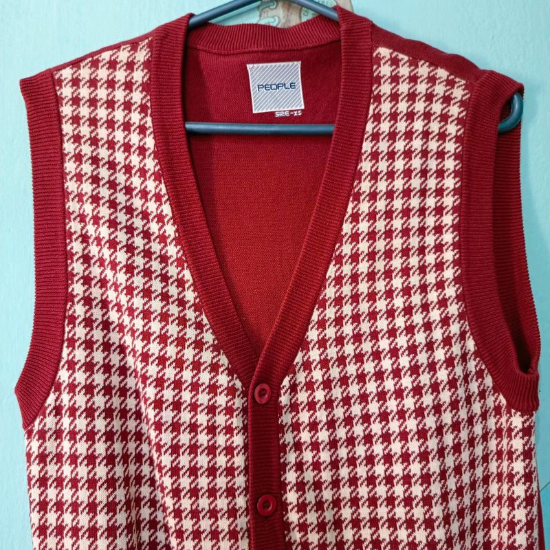 People Half Sweater
