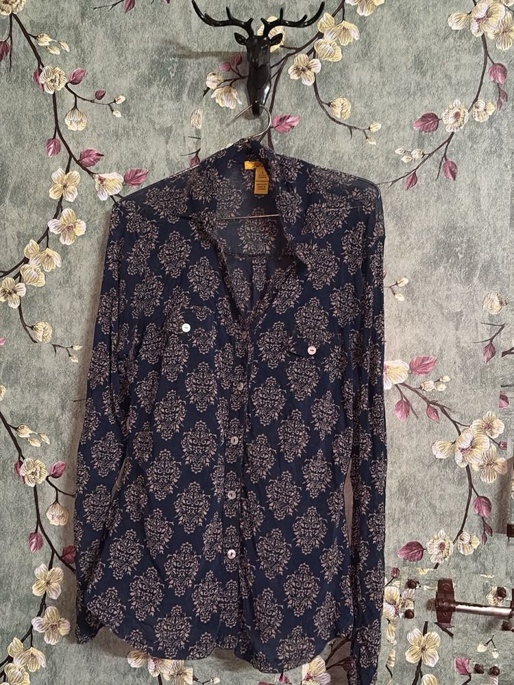 R blue . Button-Down Blouse