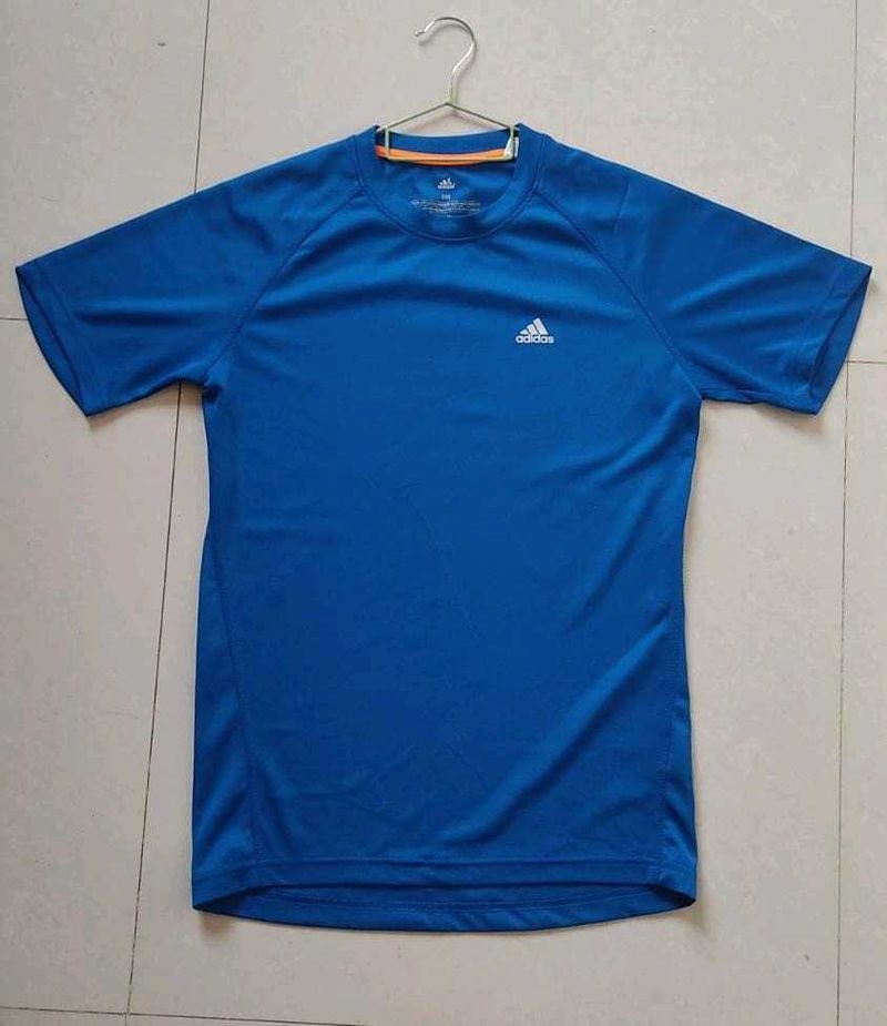 Thrift Adidas compression tshirt