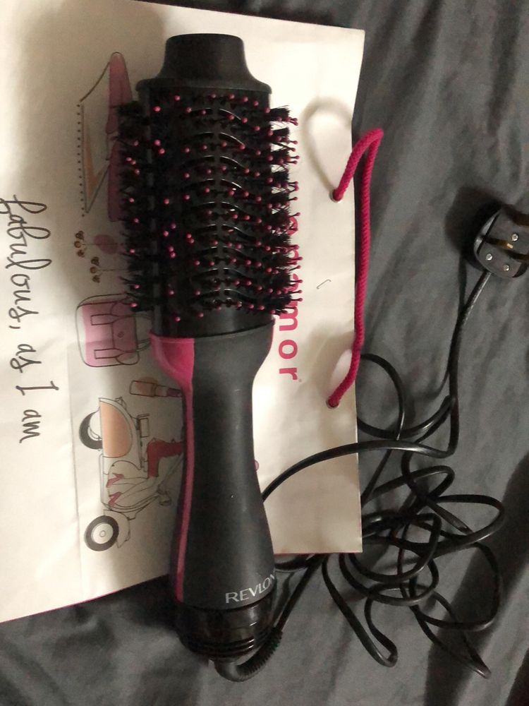Revlon Hot Air Brush And Volumnizer