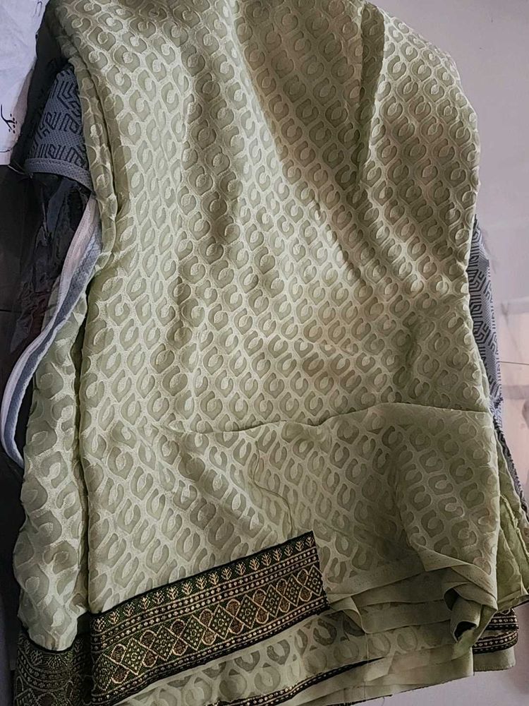 Silk Plain Comfortable Green Saree