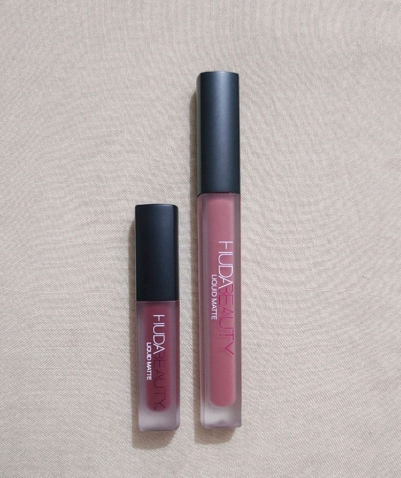 Huda Beauty Lipstick - Icon