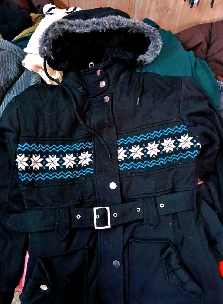 Black Knitted Pure Woolen Sweater