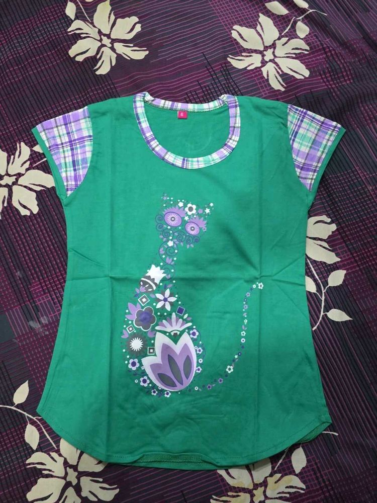 I Am Selling Baby Girl Clothes OF Size 6