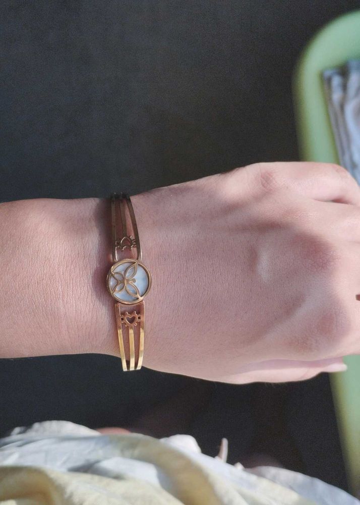 Gold Tone Butterfly Bracelet