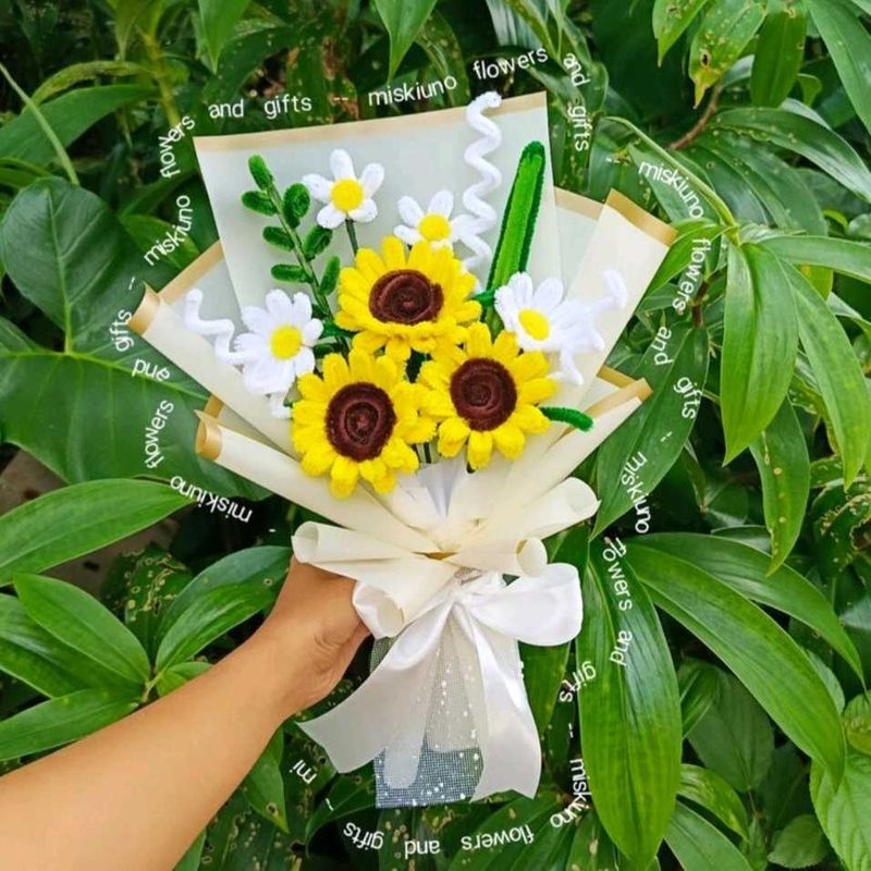 Crochet Sunflower Bouquet